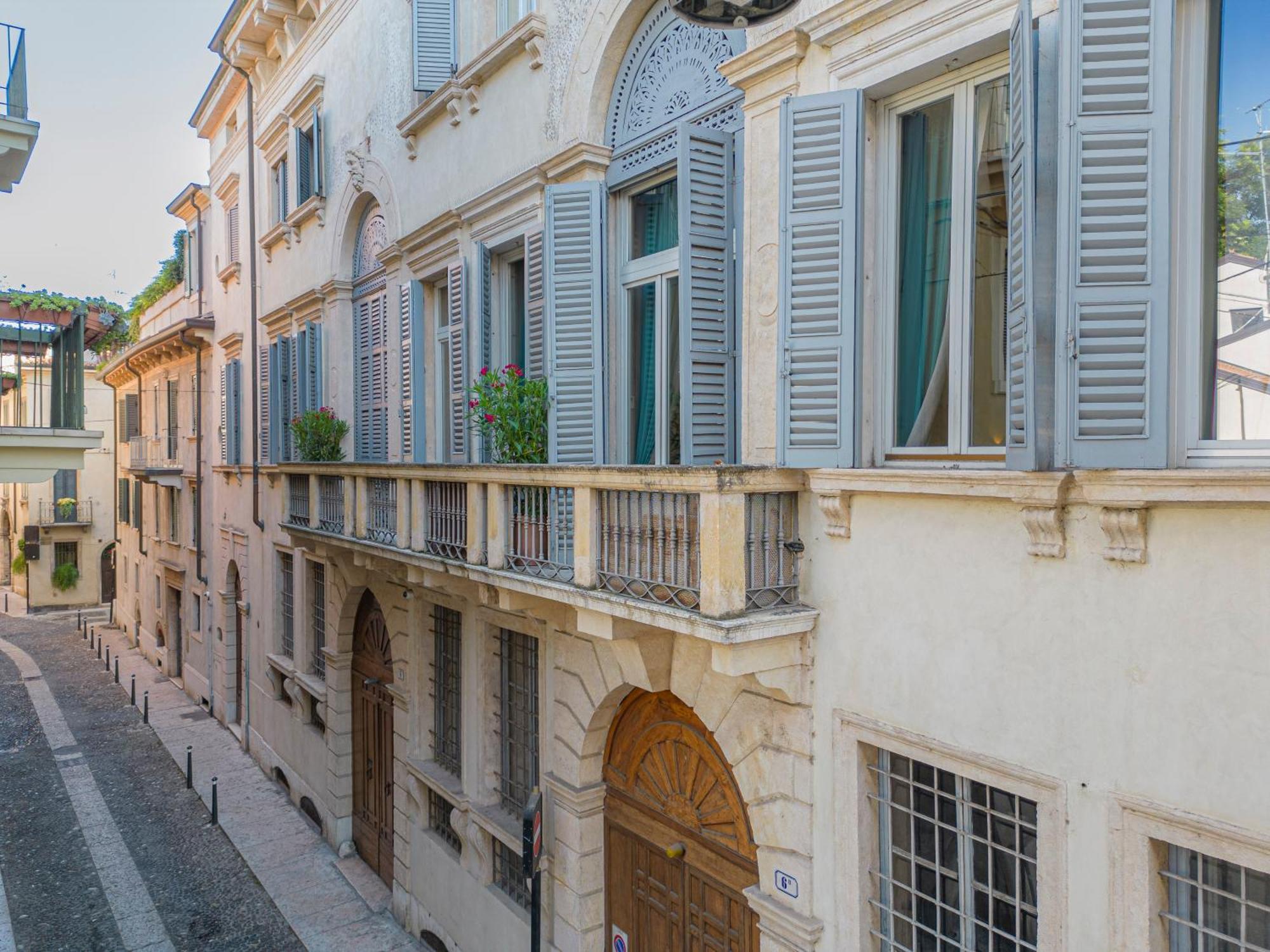 Corte Realdi - Palazzo Camozzini Verona Ngoại thất bức ảnh